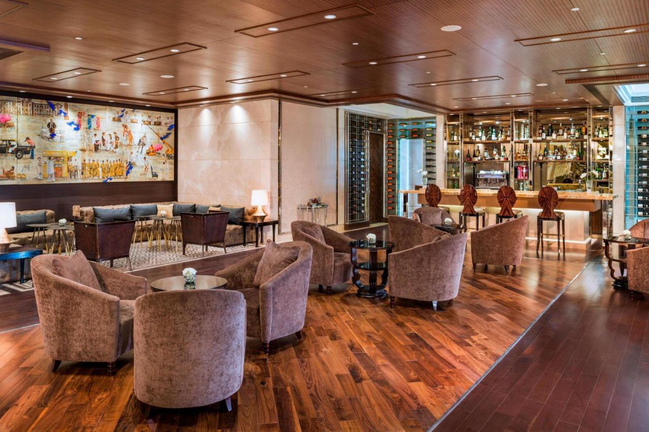 เดอะ เซนต์ เรจิส มุมไบ Hotel ภายนอก รูปภาพ The Wine Bar